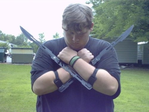 While you were partying, I was studying the blade (45 Photos) 1