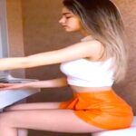 SPOT ON memes, yell…“Bull’s Eye” 9